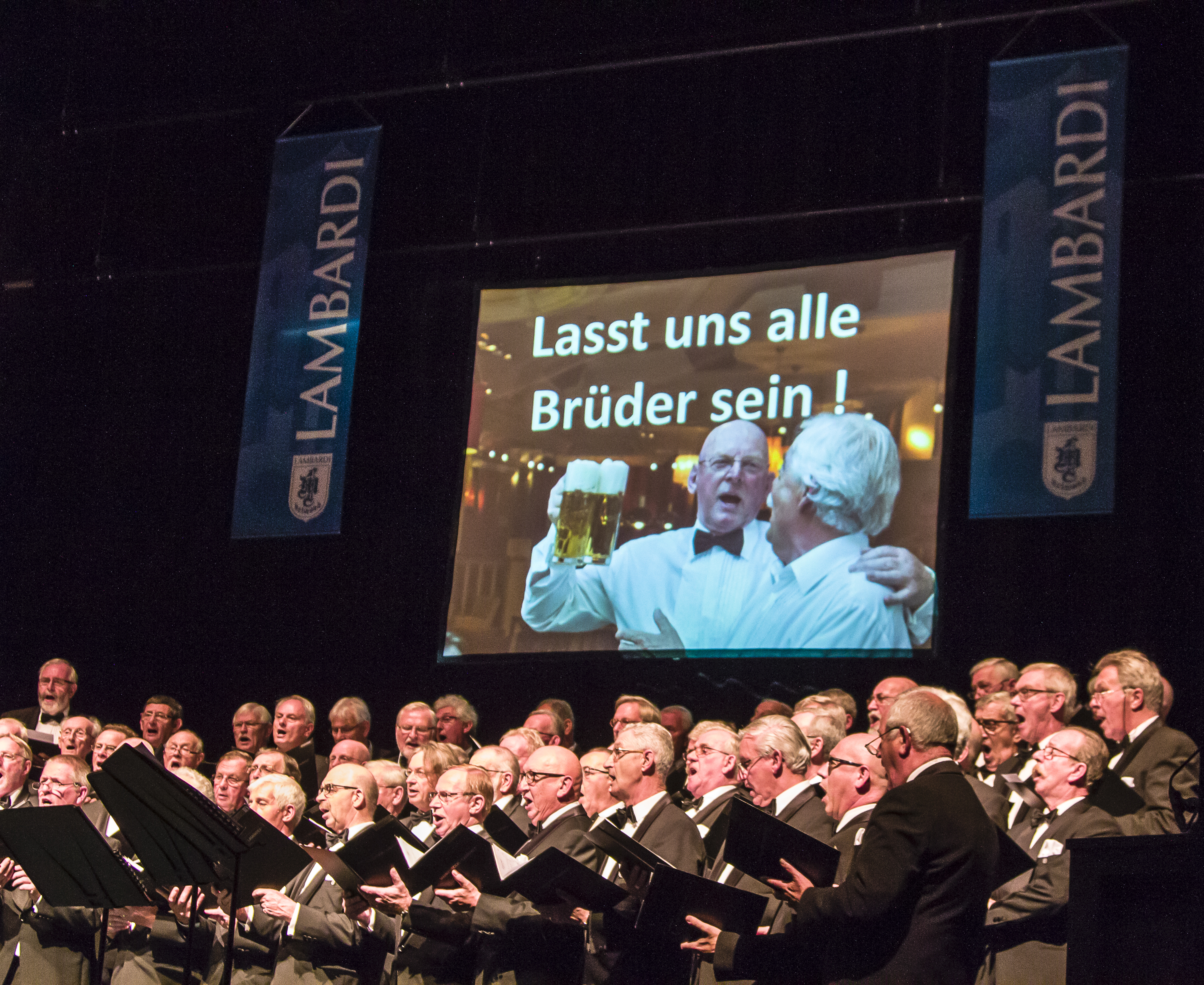 Lambardi Mannenkoor, afscheidsconcert Dirigent Ton Slegers op 20 oktober 2013